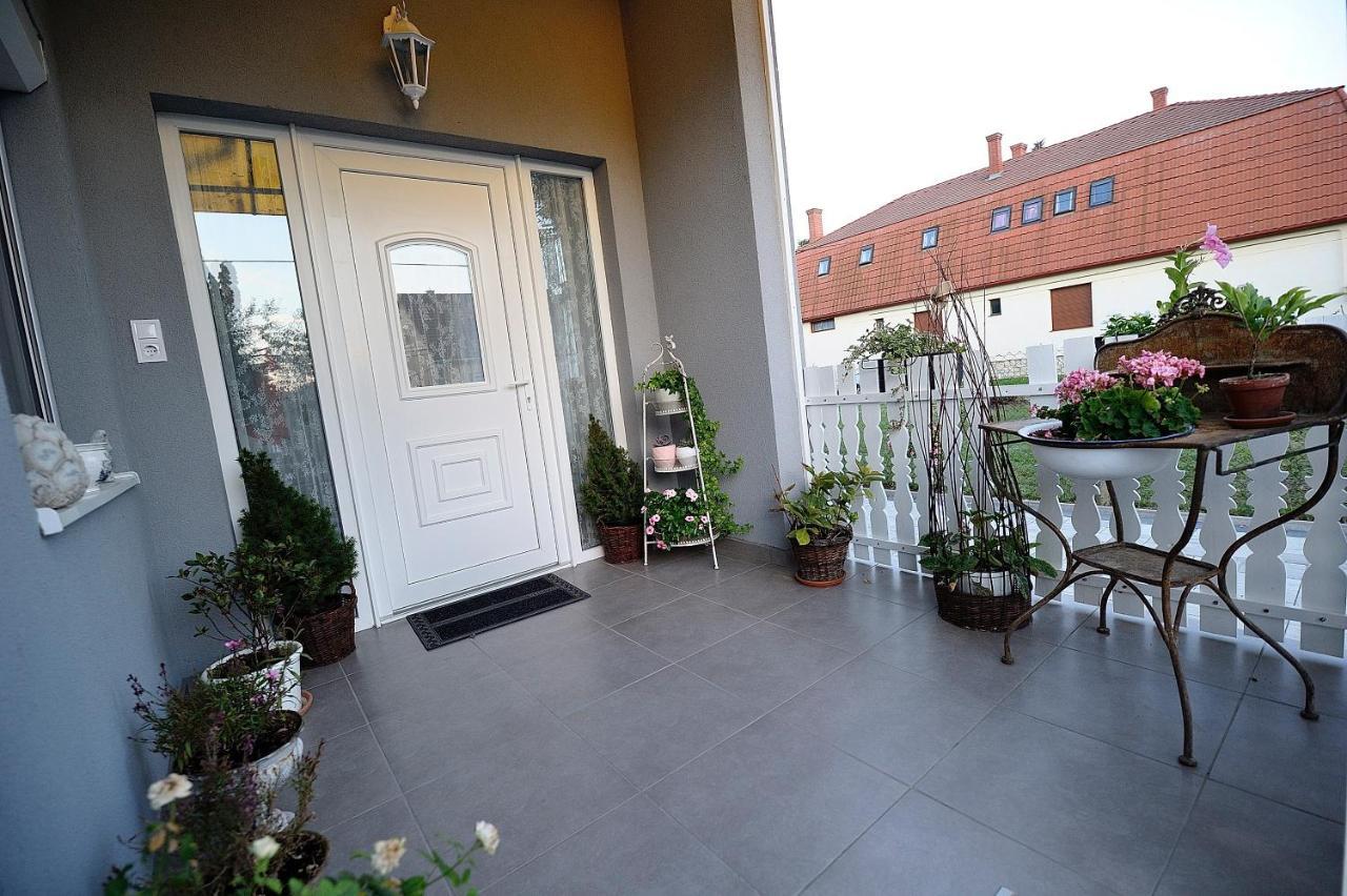 Vintage Lelle Apartment Balatonlelle