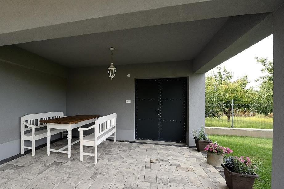 Apartment Vintage Lelle Balatonlelle